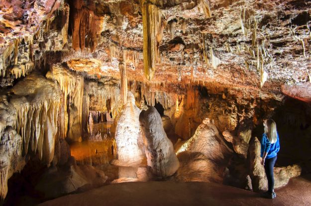 Picture of Baredine Cave & Traktor Story